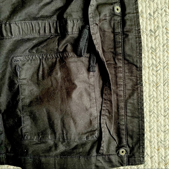 New XS Black Utility Jacket by Amazon Essentials - Picture 8 of 9